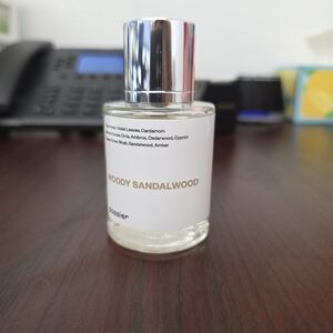 Glossier Woody Sandalwood Perfume